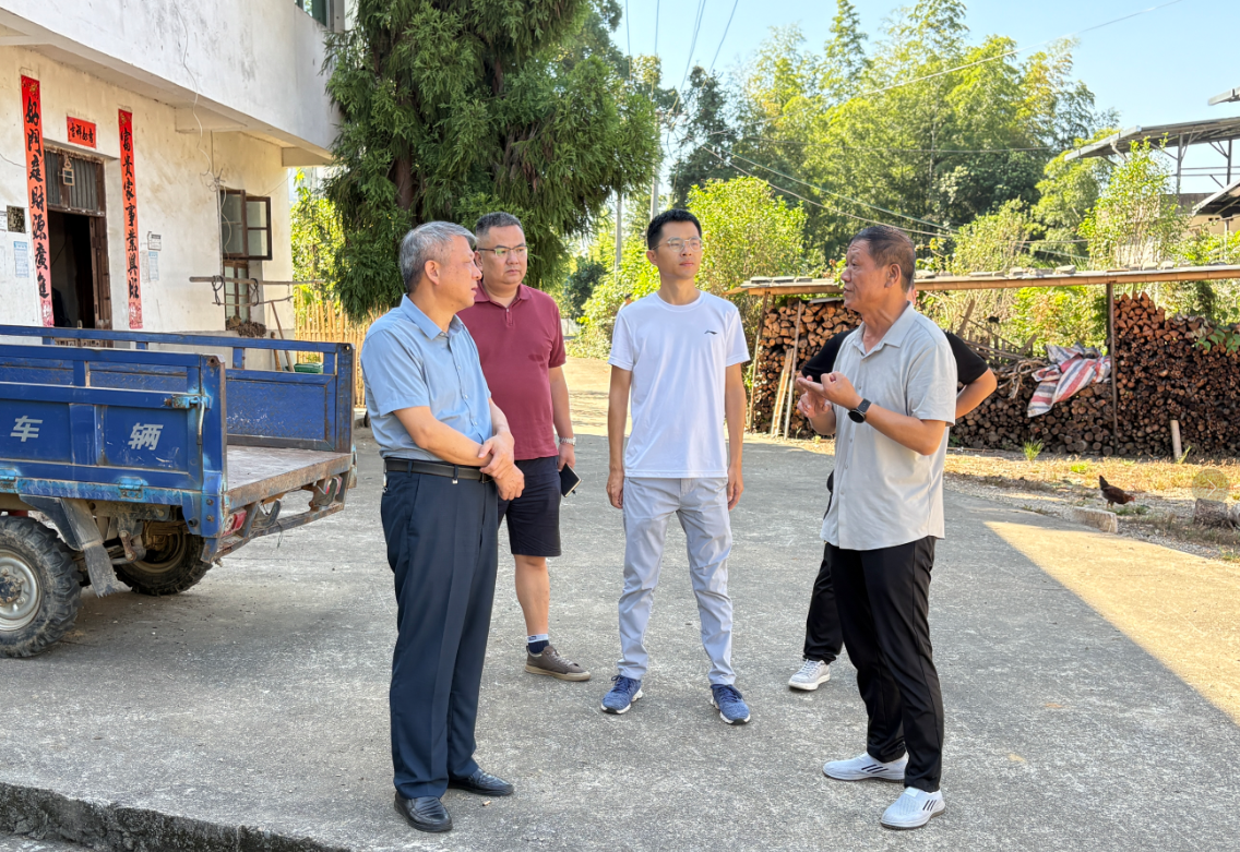 宜春國控公司深入新農村（秀美鄉村）幫扶點走訪調研